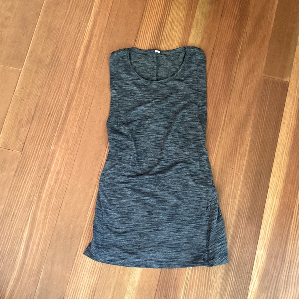 Lululemon gray heather tank